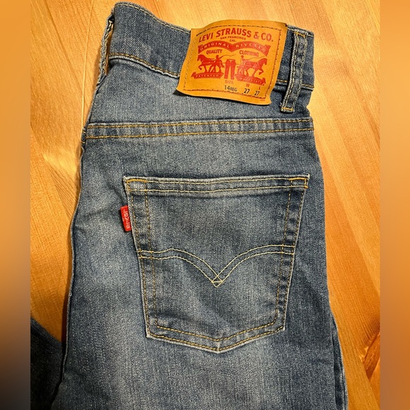 LEVI Womens skinny Jeans 🤎 Size 27 x 27 - Picture 5 of 6